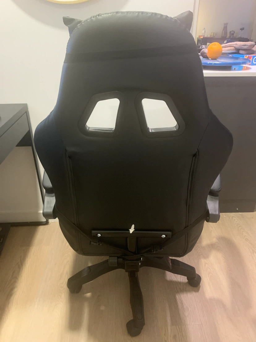 Black Gaming Chair - photo 3