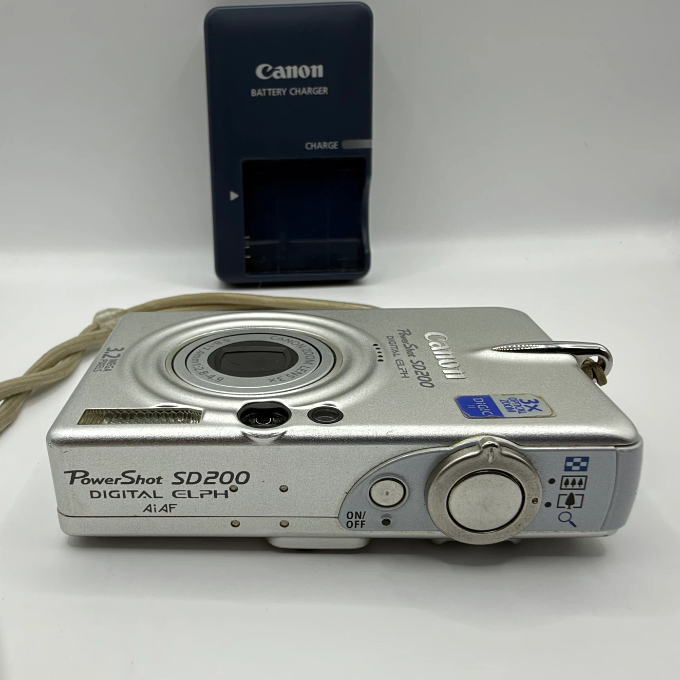 Canon PowerShot SD200 Digital ELPH Camera - photo 3
