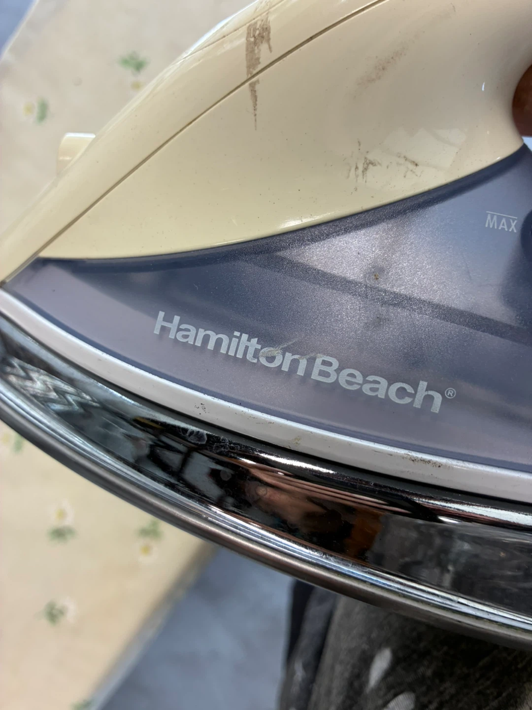 Hamilton Beach Iron and Floral Ironing Board - photo 5