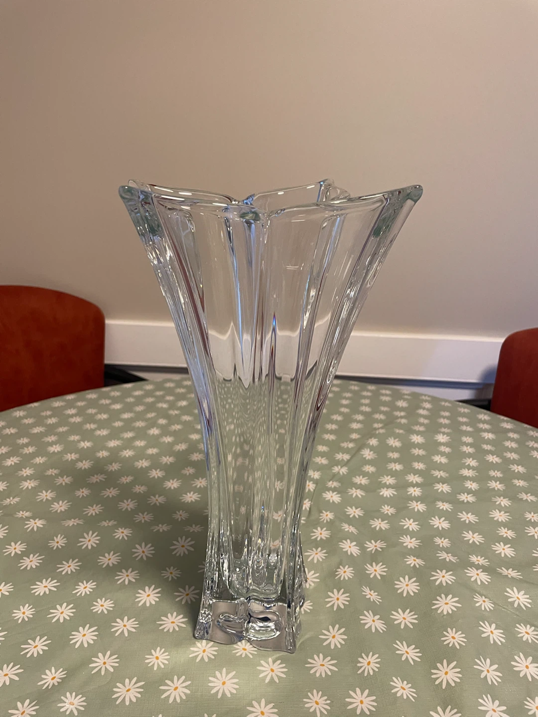 Mikasa Florale Vase 14 inch