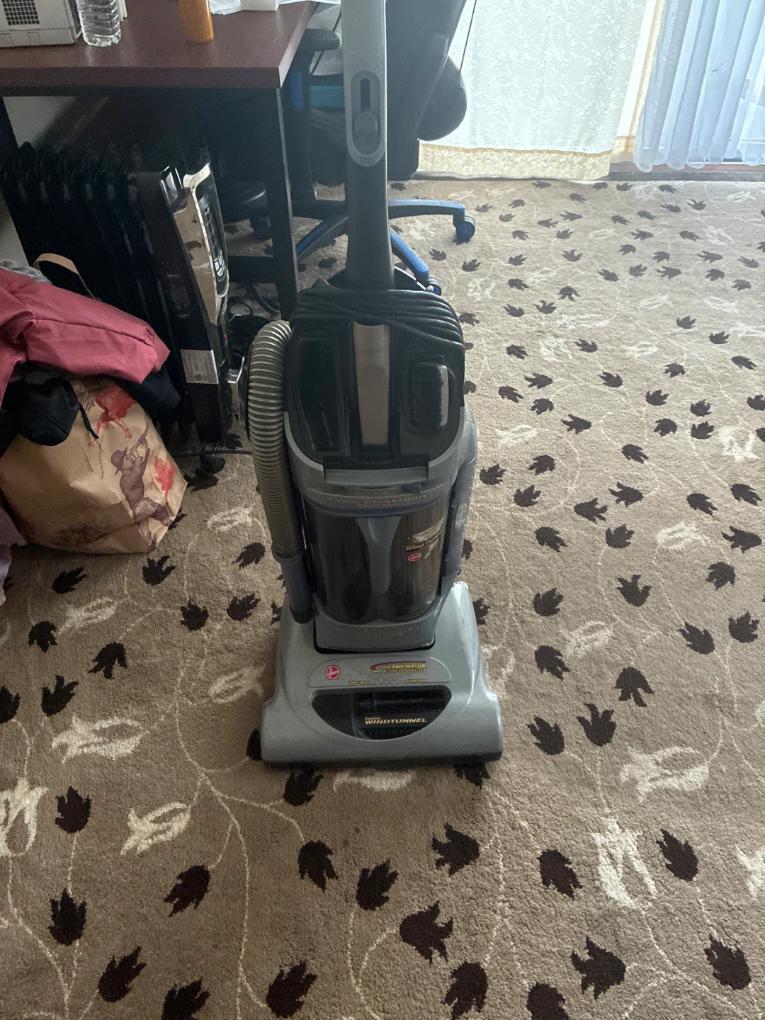Hoover WindTunnel Upright Vacuum - photo 3