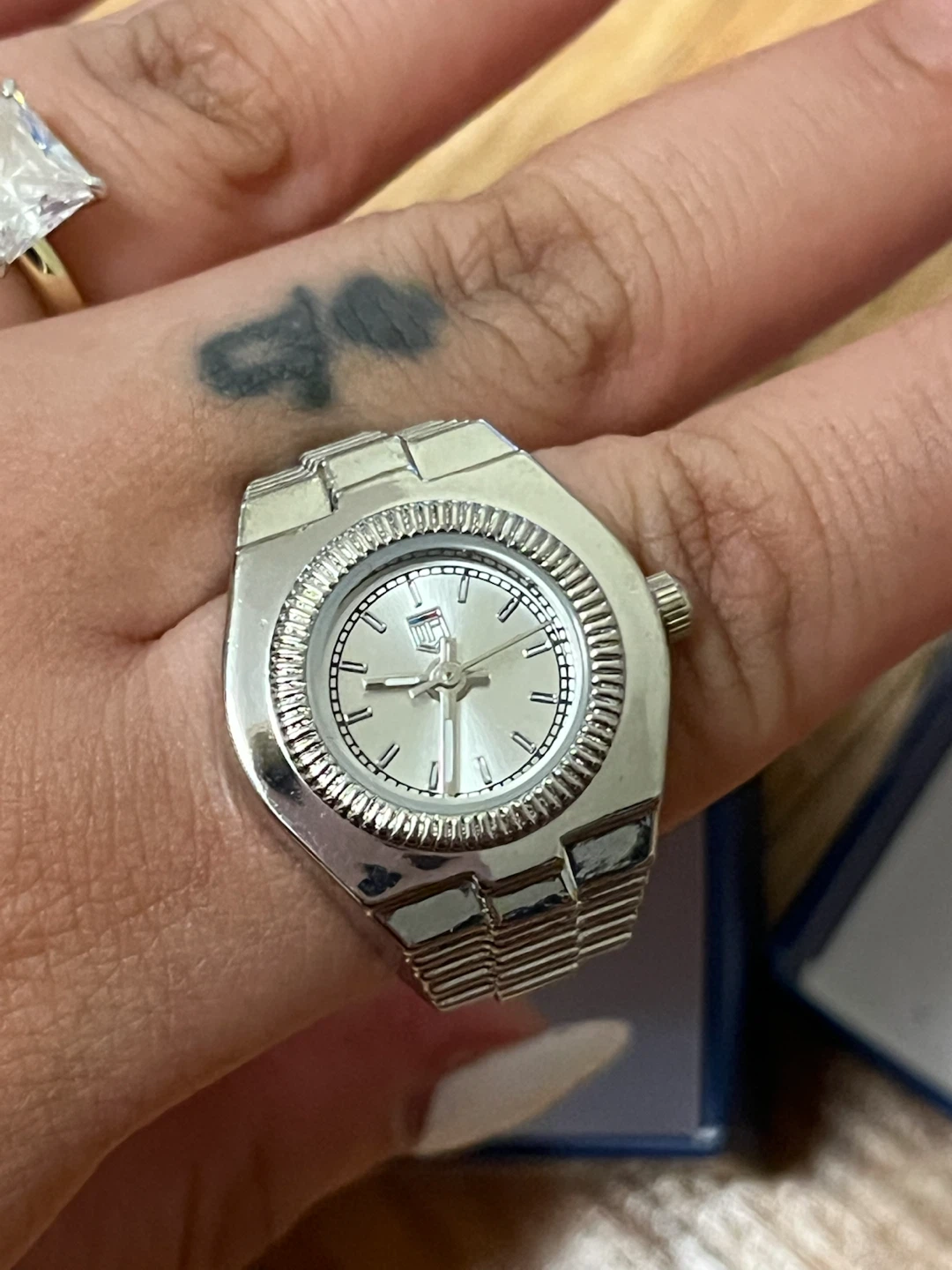 Montres Prestige X Invicta Silver Mini Ring Watch 19.5mm NWT - photo 3