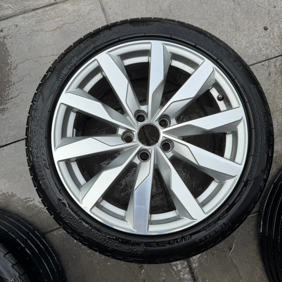 Audi Alloy Wheels with Pirelli Tires - photo 3