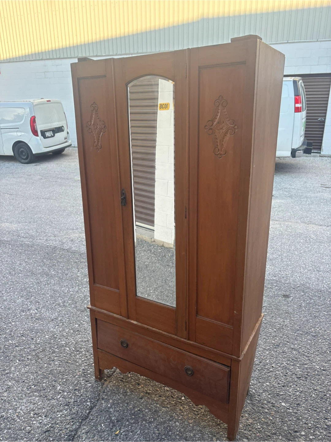 Free delivery antique Vintage Wooden Armoire with Mirror - photo 5