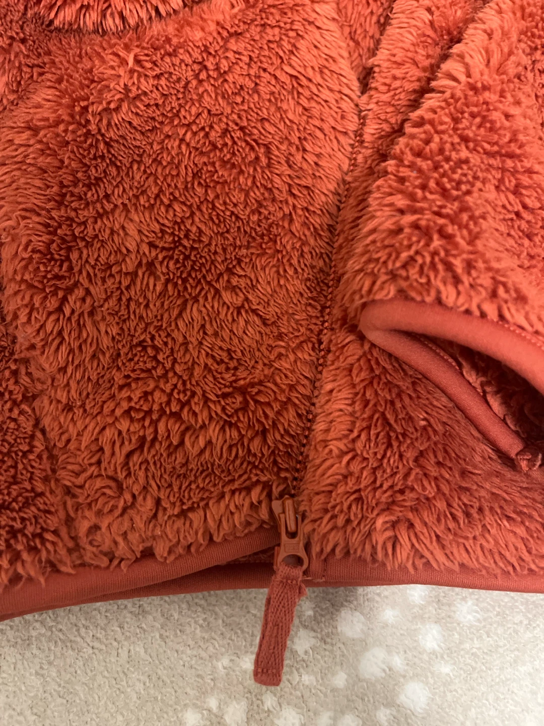 Uniqlo Fluffy Yarn Fleece Zip-Up Jacket - size 7-8 - photo 3
