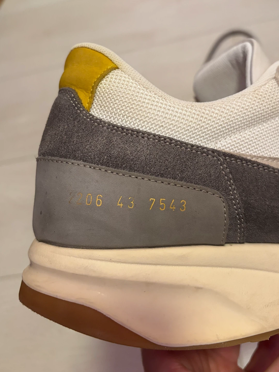 Common projects sneakers made in Italy - photo 2
