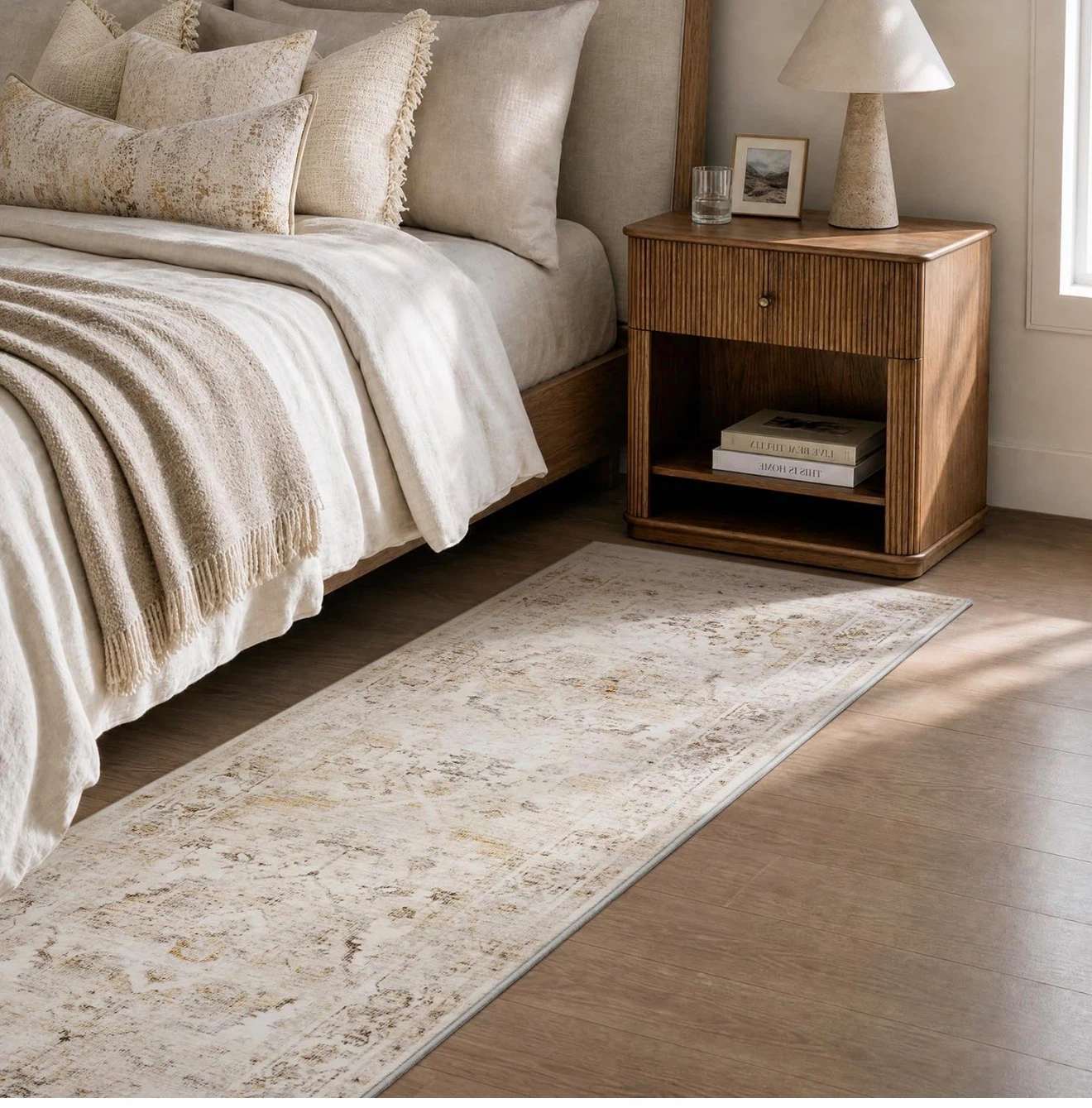 Beige Vintage-Style Runner Rug - photo 2