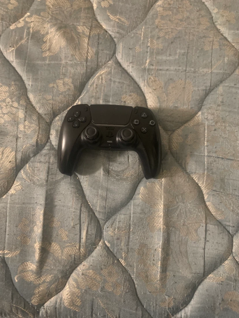 PlayStation 5 Slim Disc Edition and Controller With 2 Games - photo 3