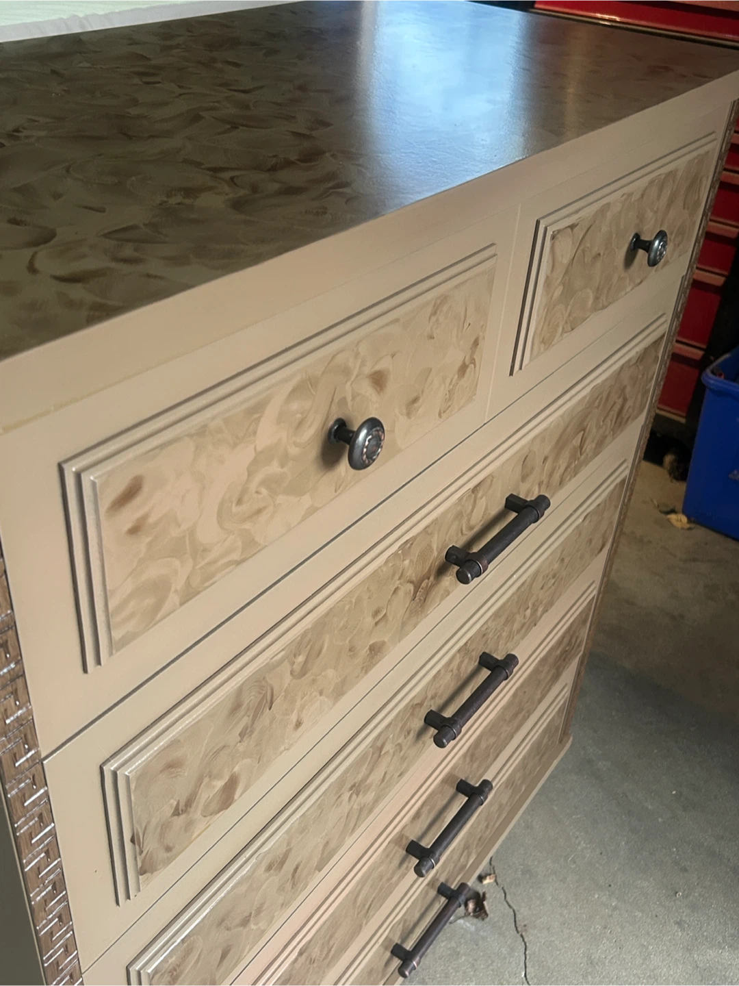 💕Custom Burl Finish Vintage Dresser - photo 3