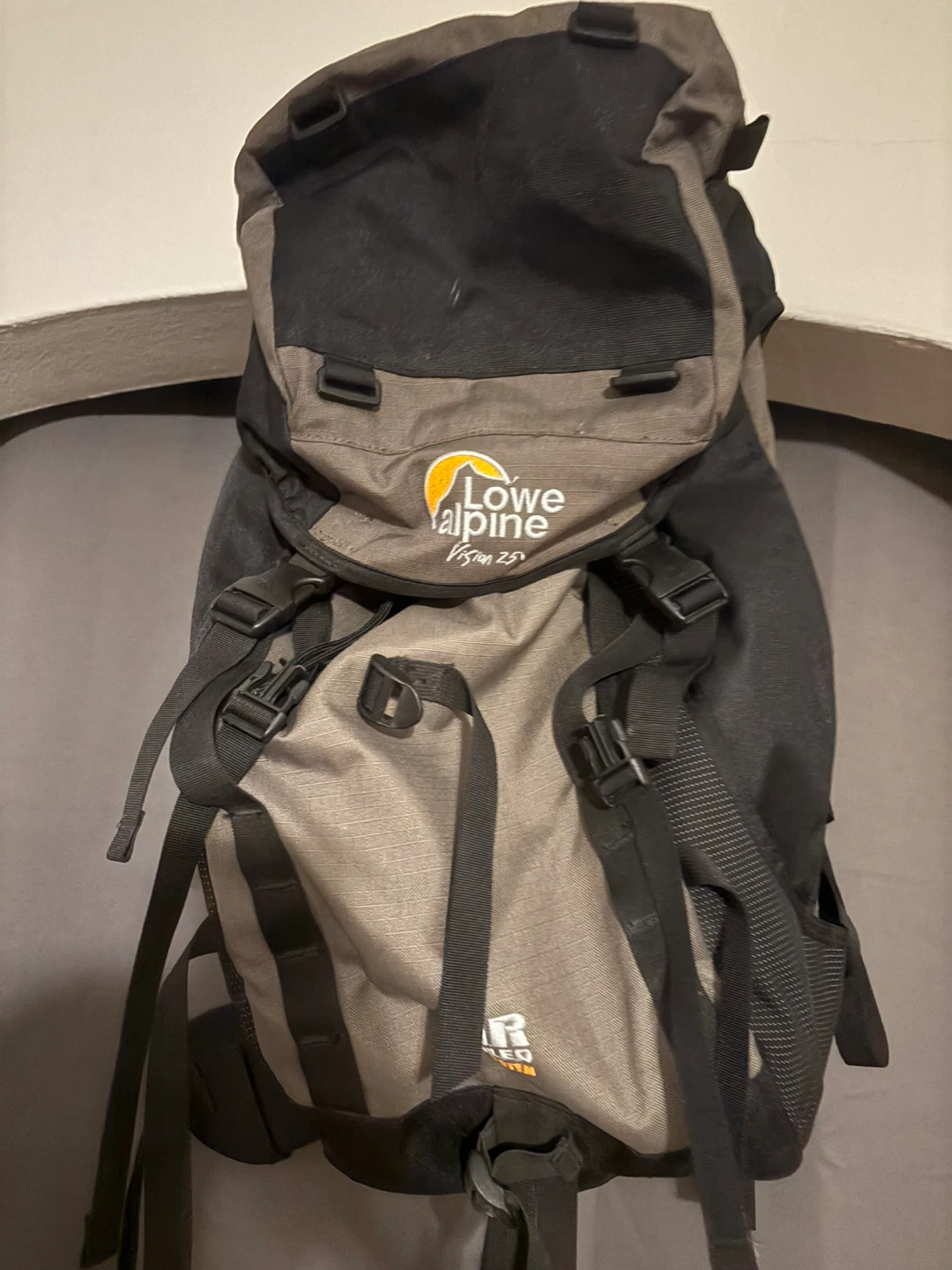 Lowe Alpine Vision 25 Backpack - photo 4