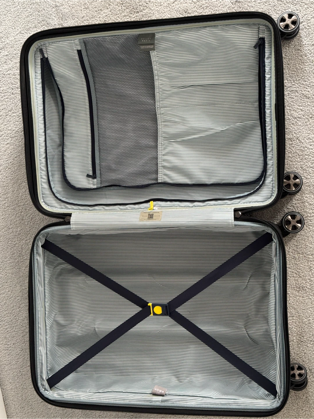 2 Delsey Paris Expandable Hard-Shell Suitcases (26 & 27 inch) - photo 2