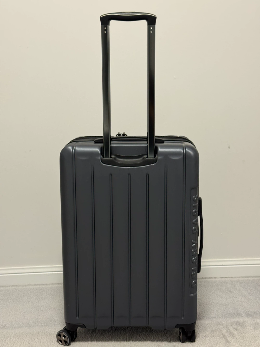 2 Delsey Paris Expandable Hard-Shell Suitcases (26 & 27 inch) - photo 5