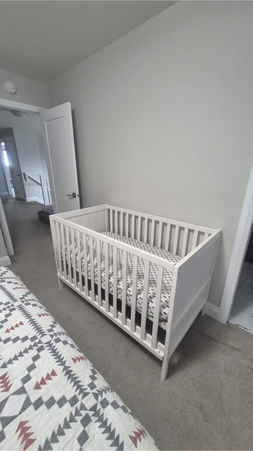 IKEA Crib - photo 2