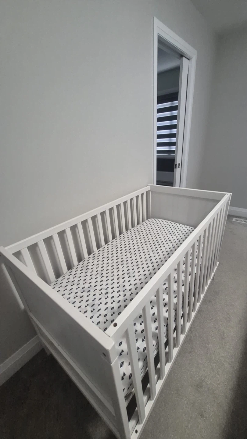 IKEA Crib - photo 3