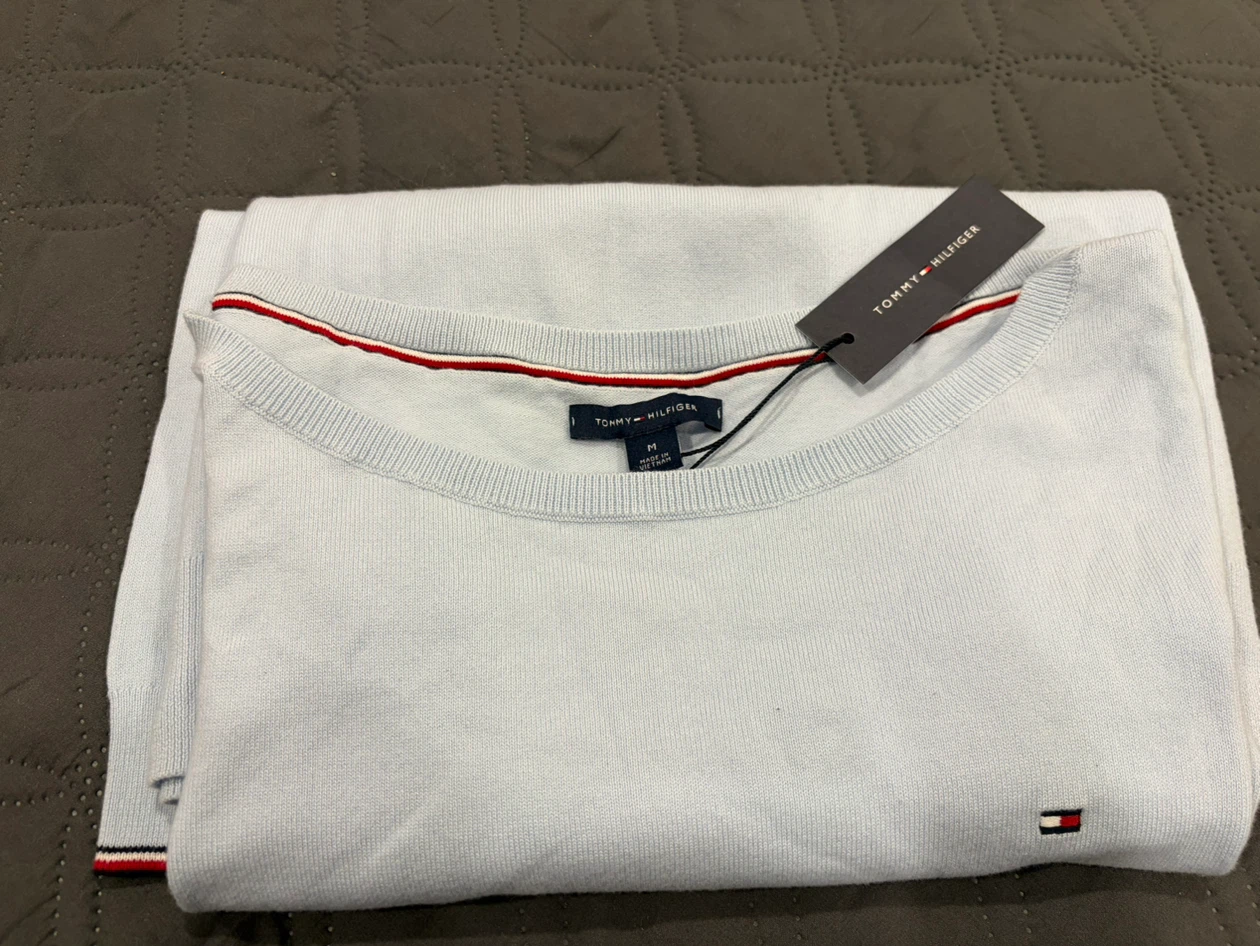 Tommy Hilfiger Sweater - Sky Blue - Never worn - photo 2
