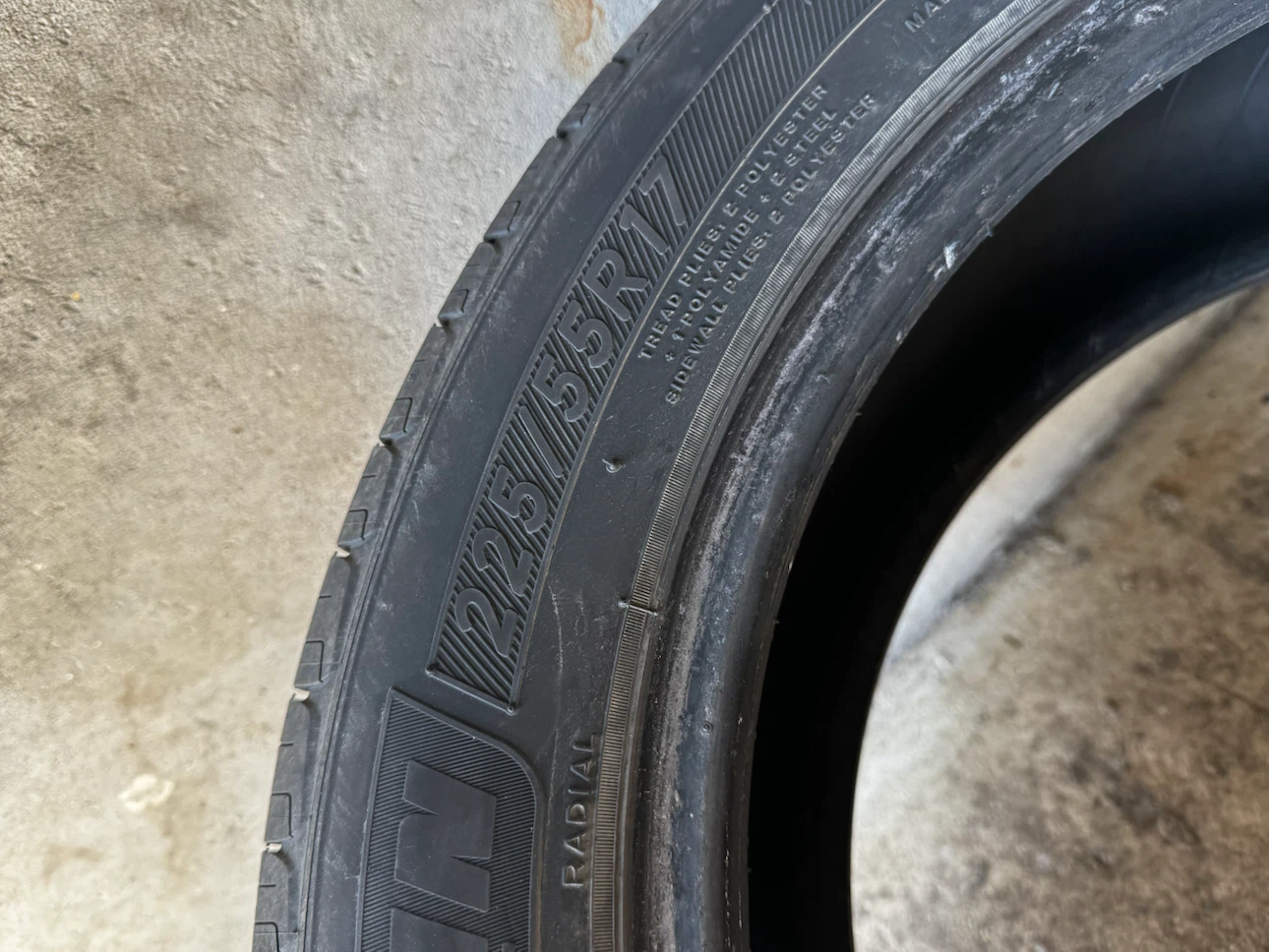 225/65R17 Michelin Defender - photo 4