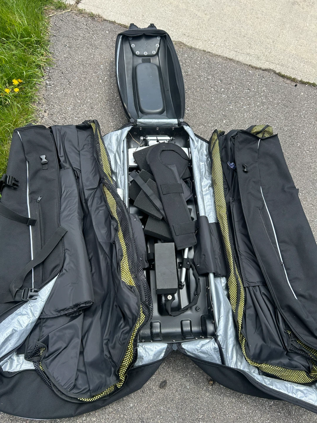 DT Swiss Bike Travel Case and Wheel Bags - photo 4