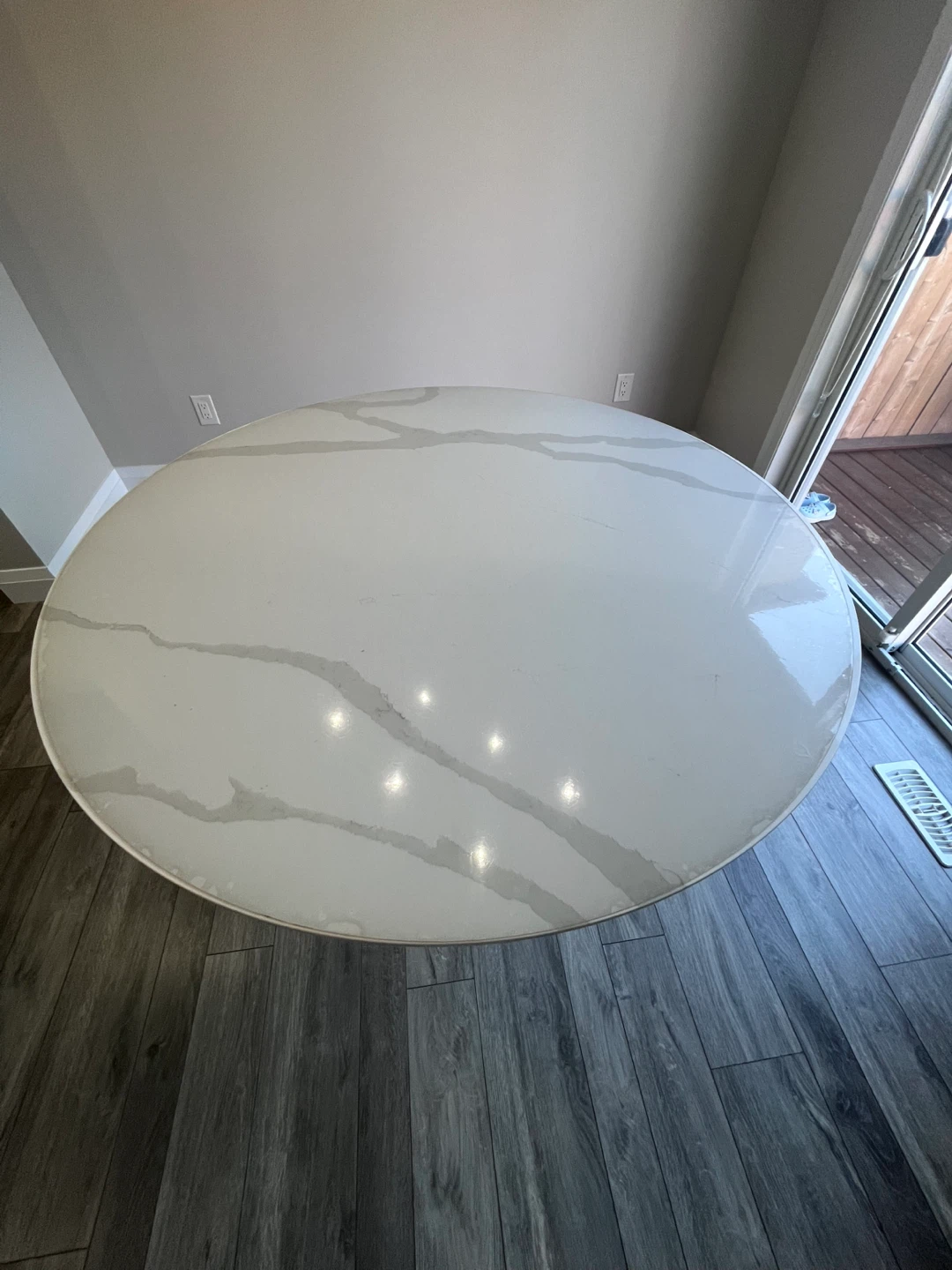 Round White Marble-Dining Table