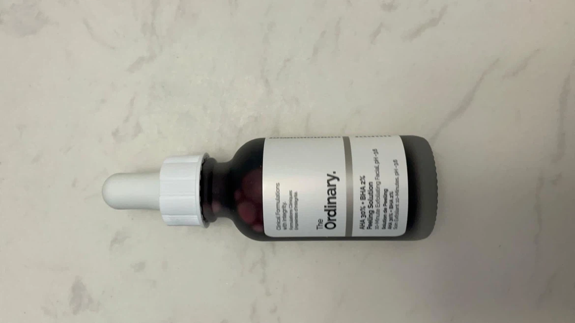 The Ordinary AHA 30% BHA 2% Peeling Solution