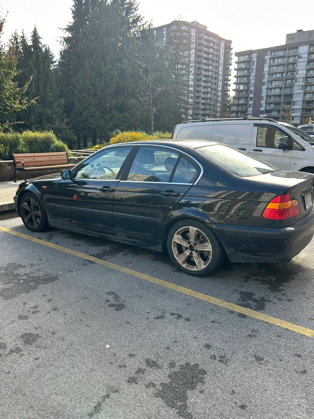 Black BMW 330i Sedan - photo 5