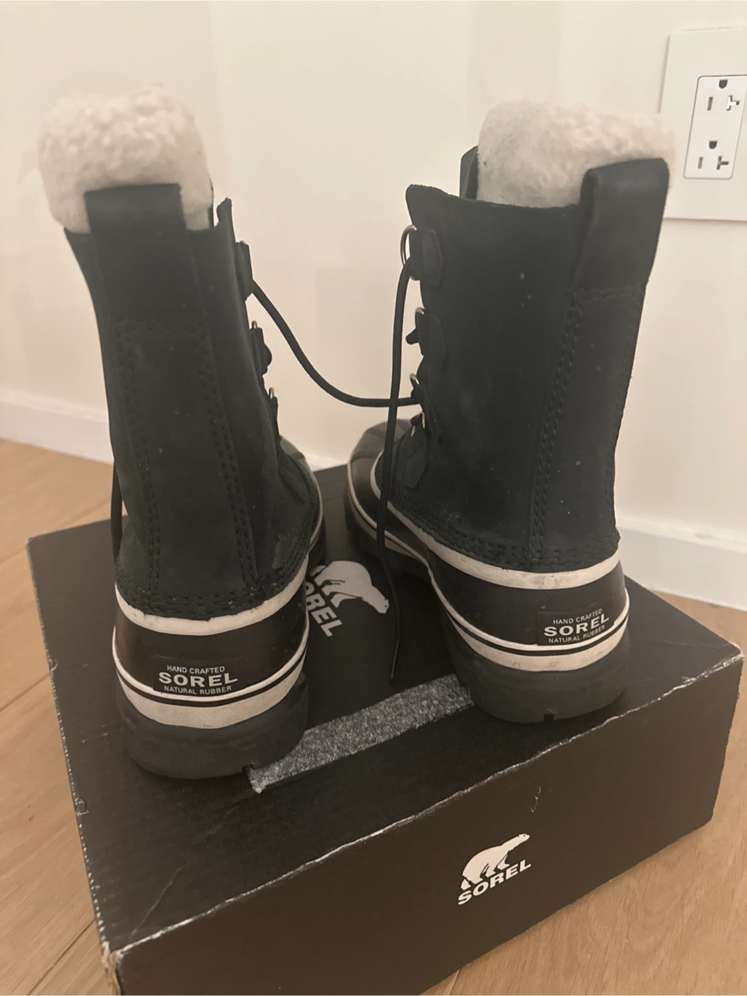 SOREL Caribou Waterproof Winter Boots Size 7 - photo 4