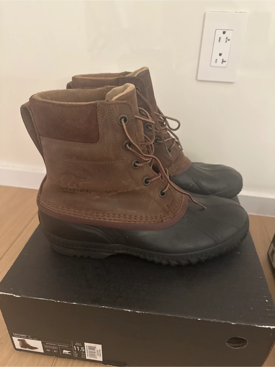 Sorel Cheyanne II Boots - Size 11.5 - photo 2
