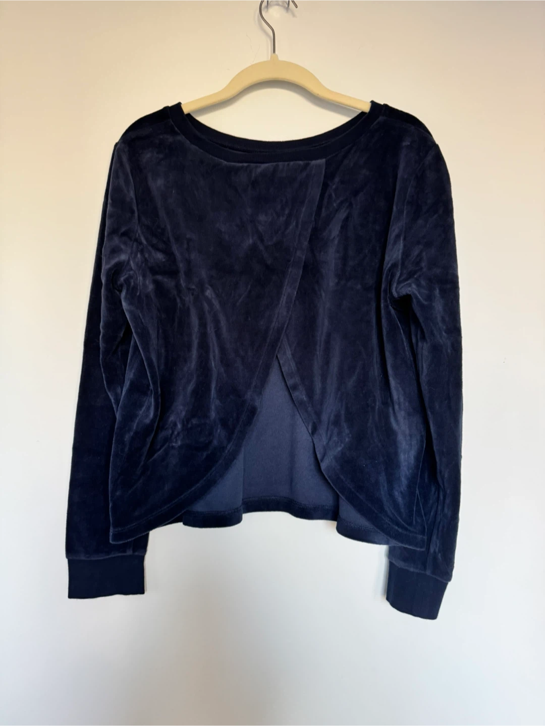 Sweaters for sale- details in the pictures - photo 5