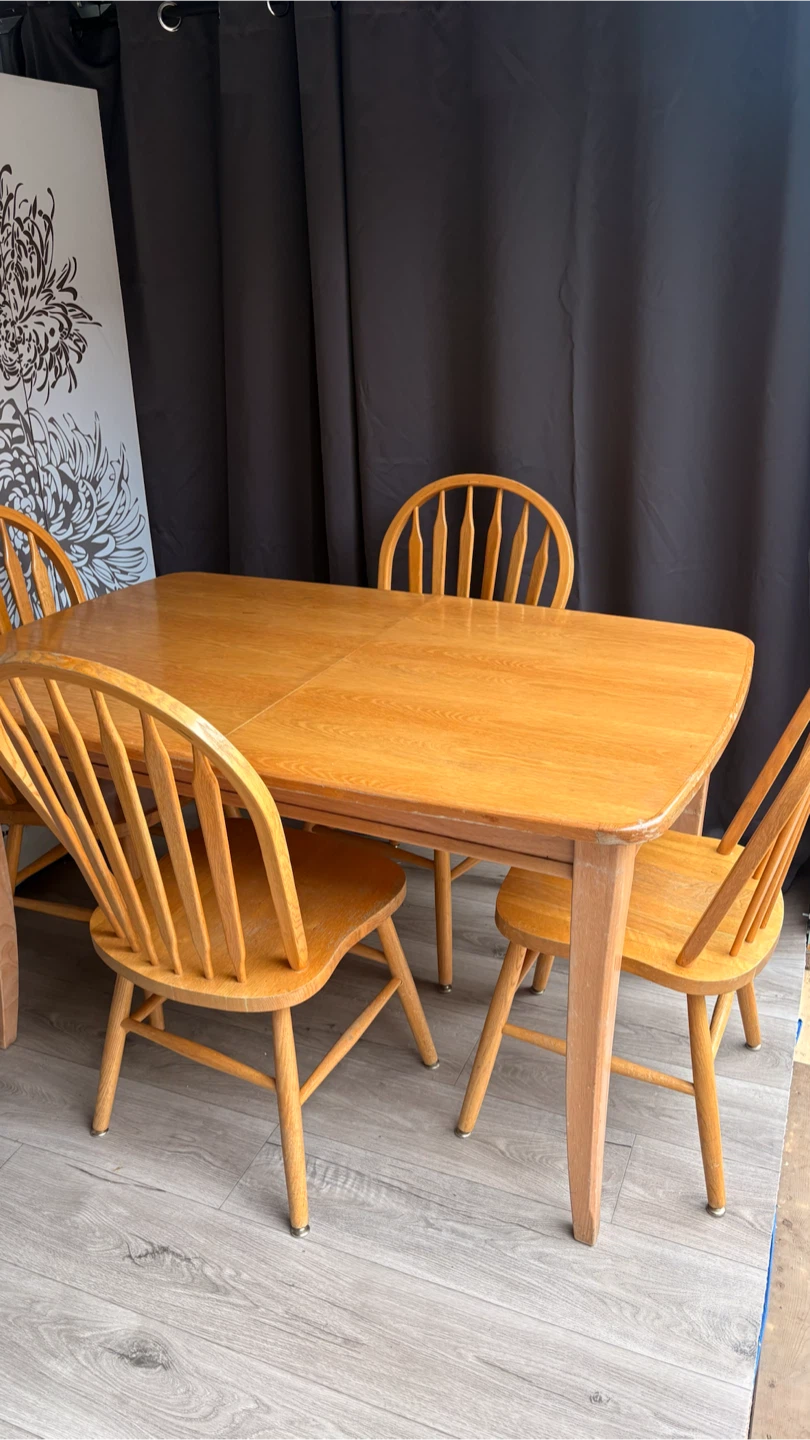 Oak Dining Table with 4 Chairs
