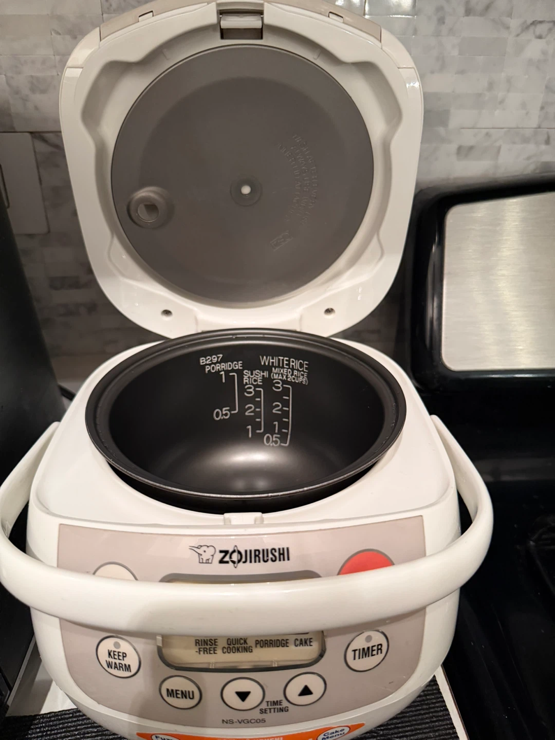 Zojirushi NS-VGC05 3-Cup Rice Cooker - photo 2
