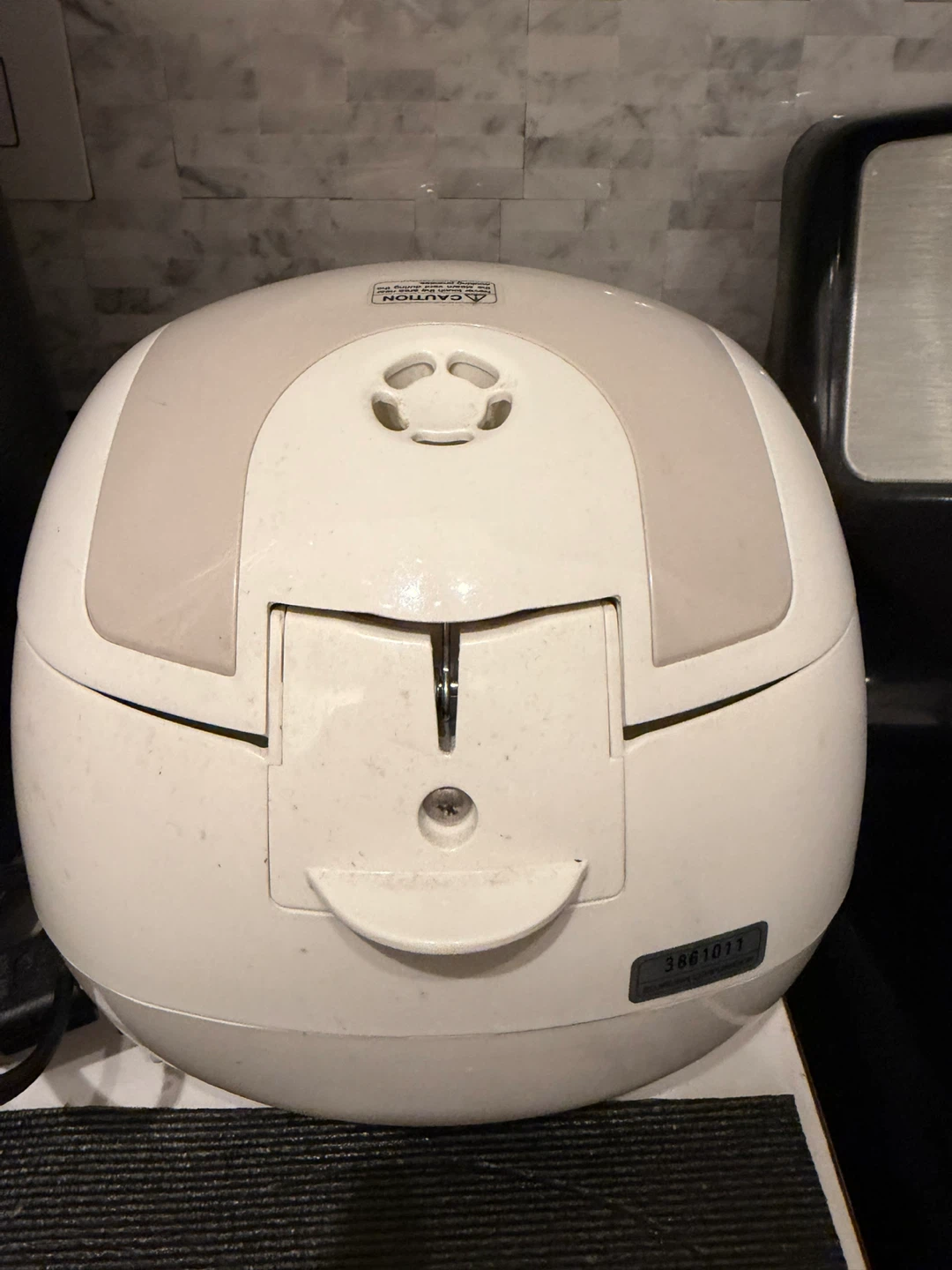 Zojirushi NS-VGC05 3-Cup Rice Cooker - photo 4