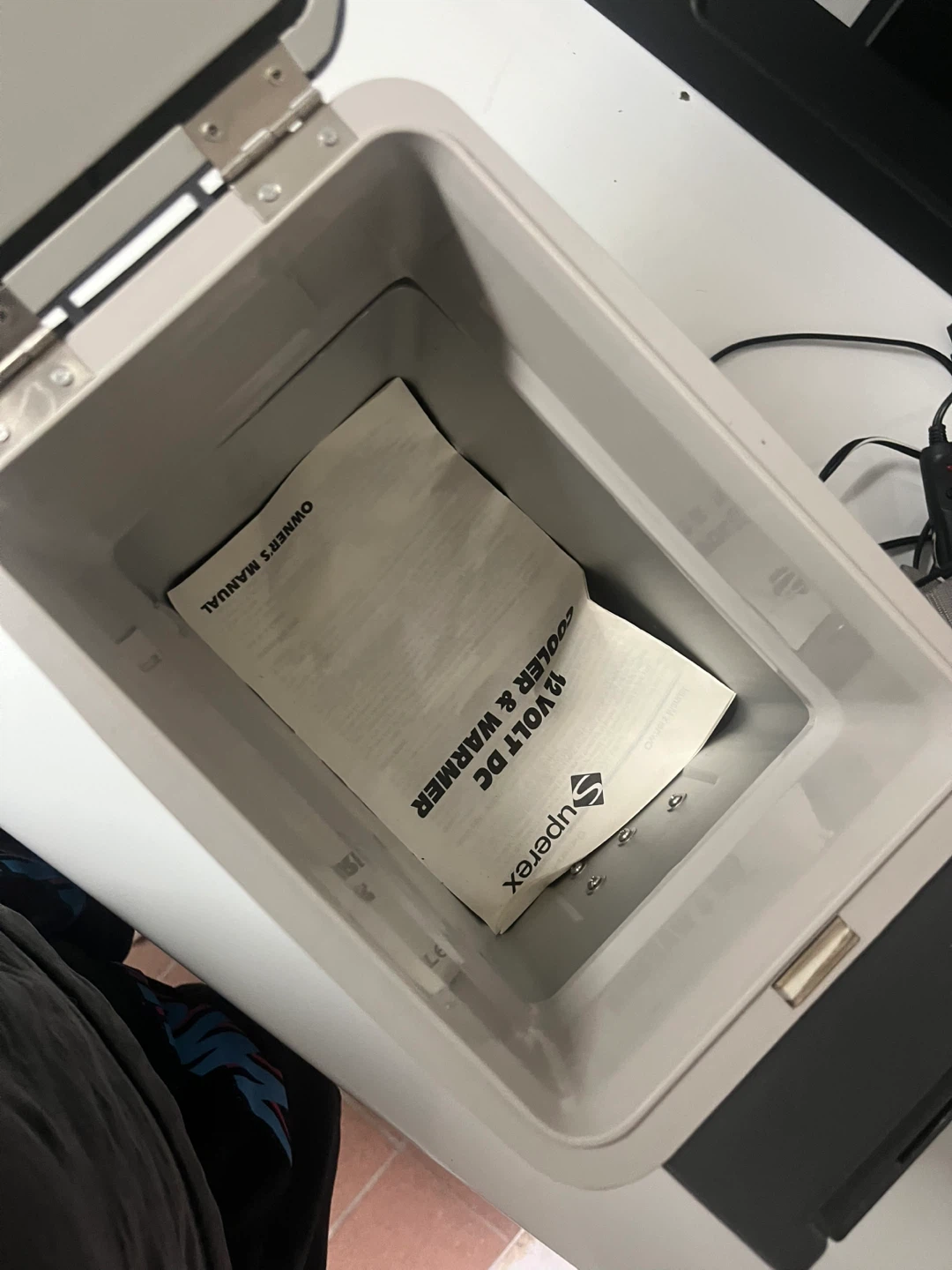 Superex 12V DC Portable Cooler and Warmer - photo 3