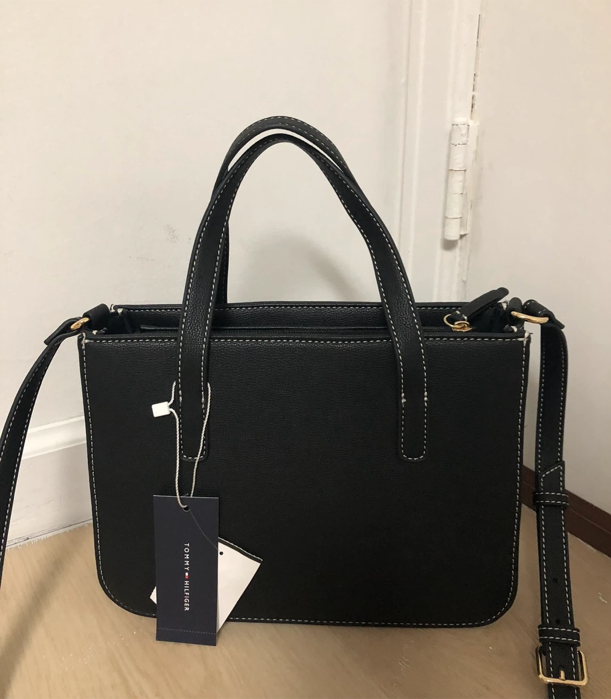Tommy Hilfiger Black Satchel Bag - photo 2