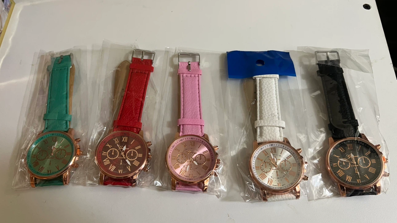 Fashion Women's Strap Watch with Rose Gold Dial-price of Each
