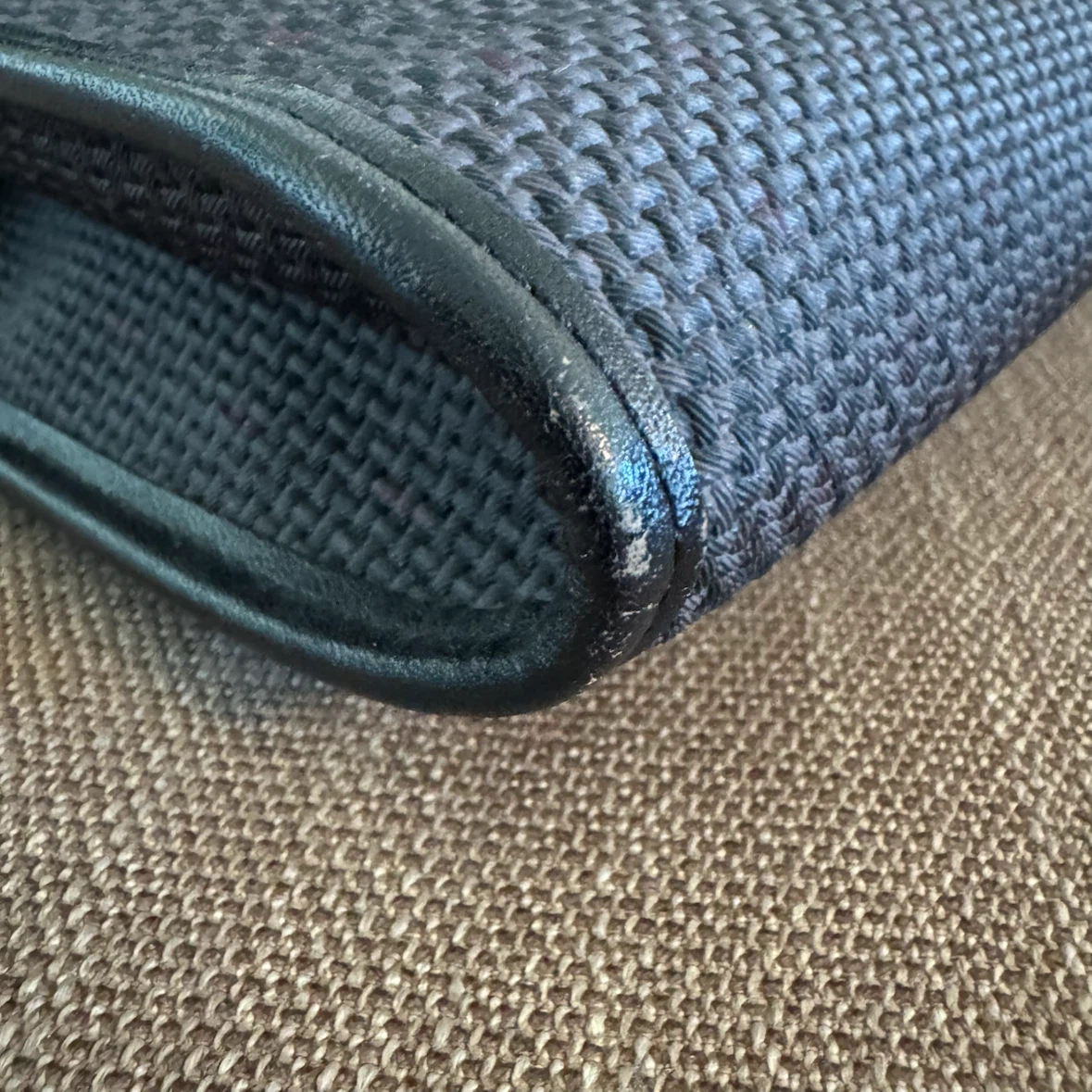 Vintage Yves Saint Laurent Clutch - photo 3
