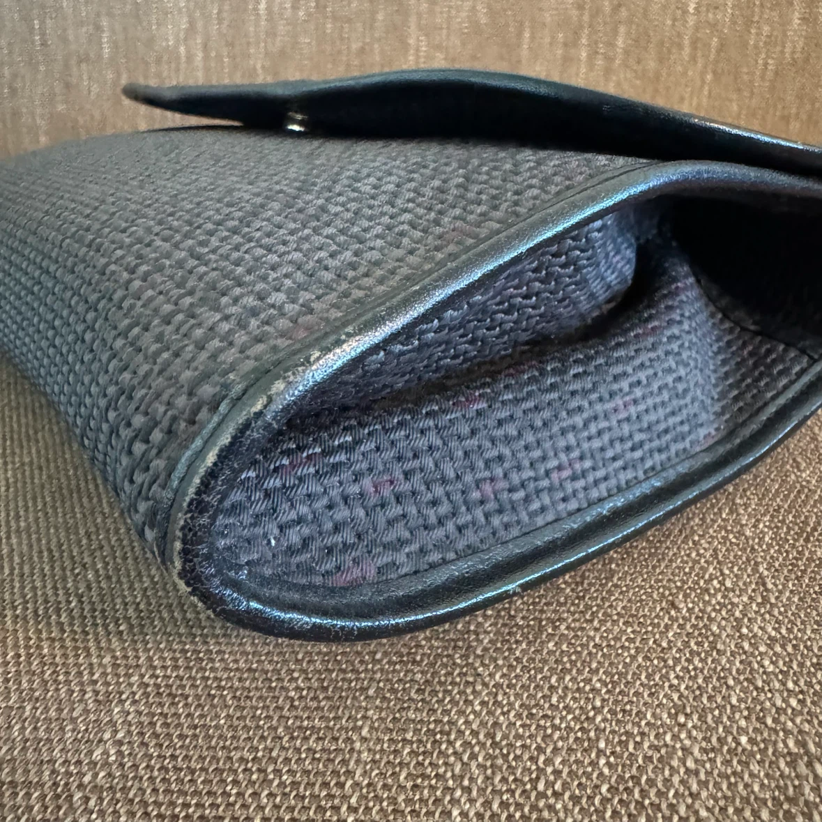 Vintage Yves Saint Laurent Clutch - photo 4
