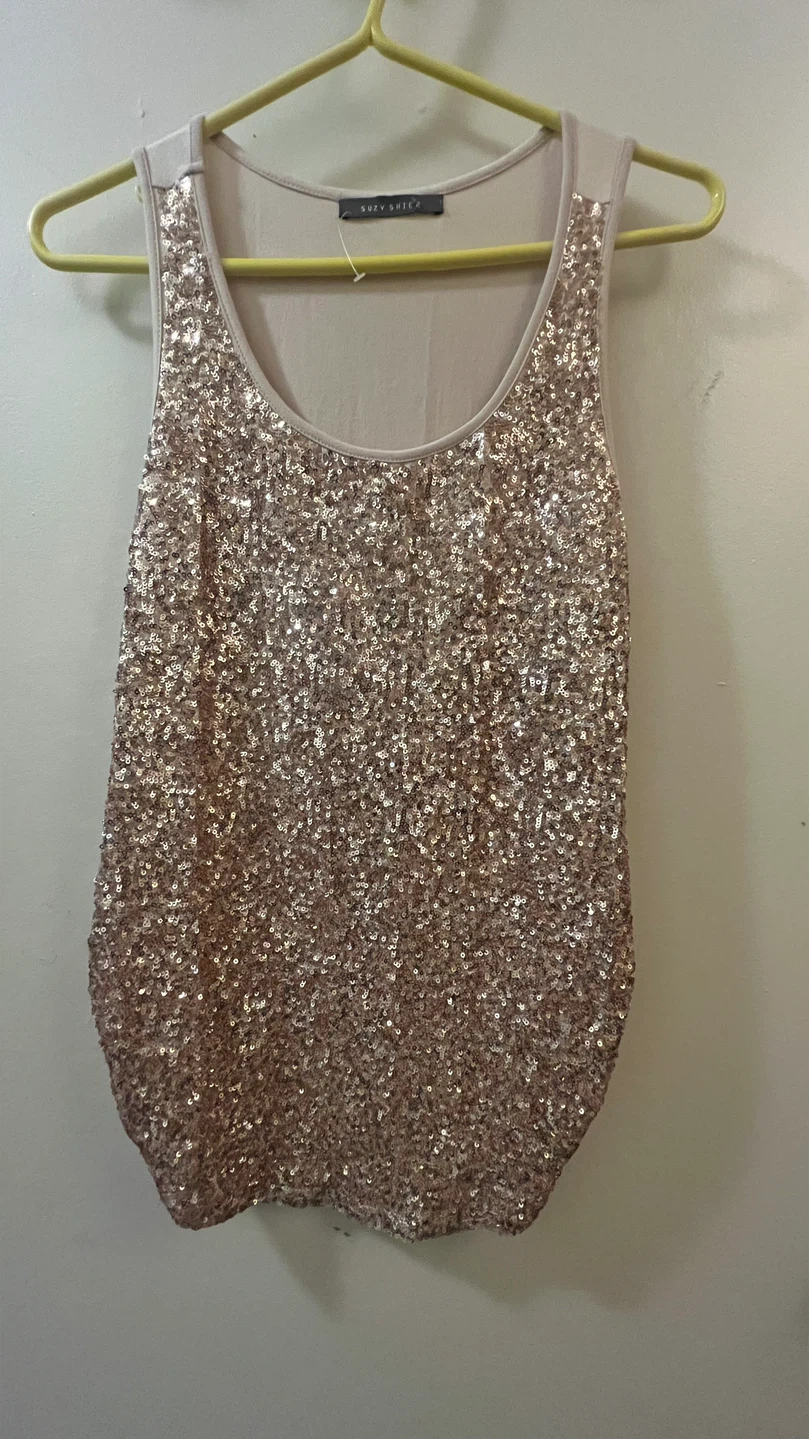 Suzy Shier Sequin Tank Top-size Small