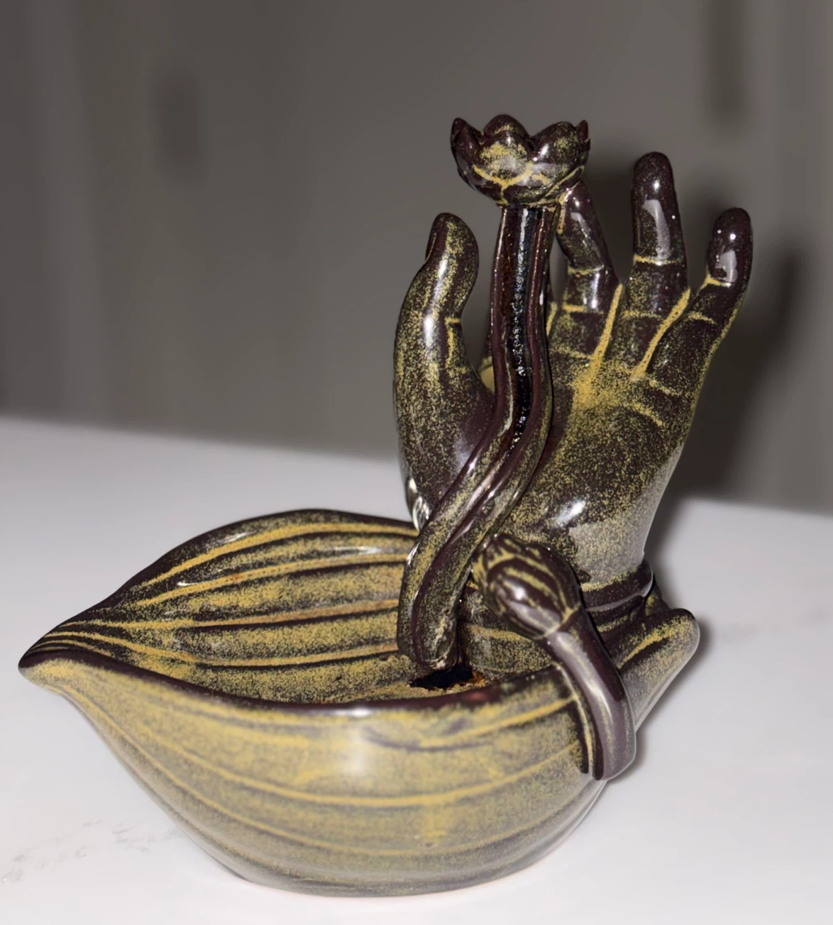 Ceramic Hand and Lotus Incense Holder - photo 3