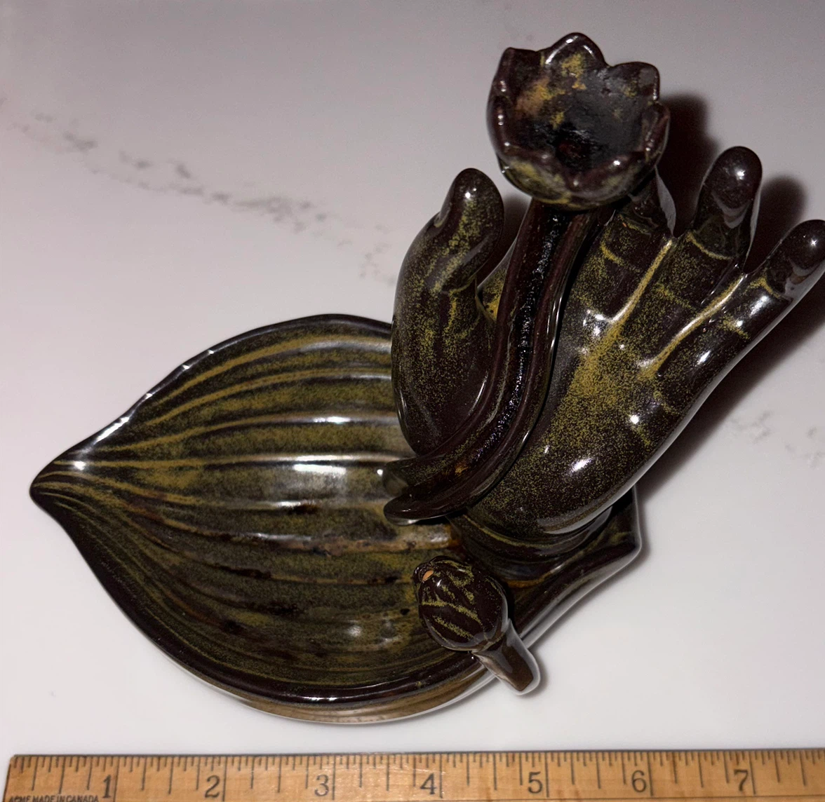 Ceramic Hand and Lotus Incense Holder - photo 4