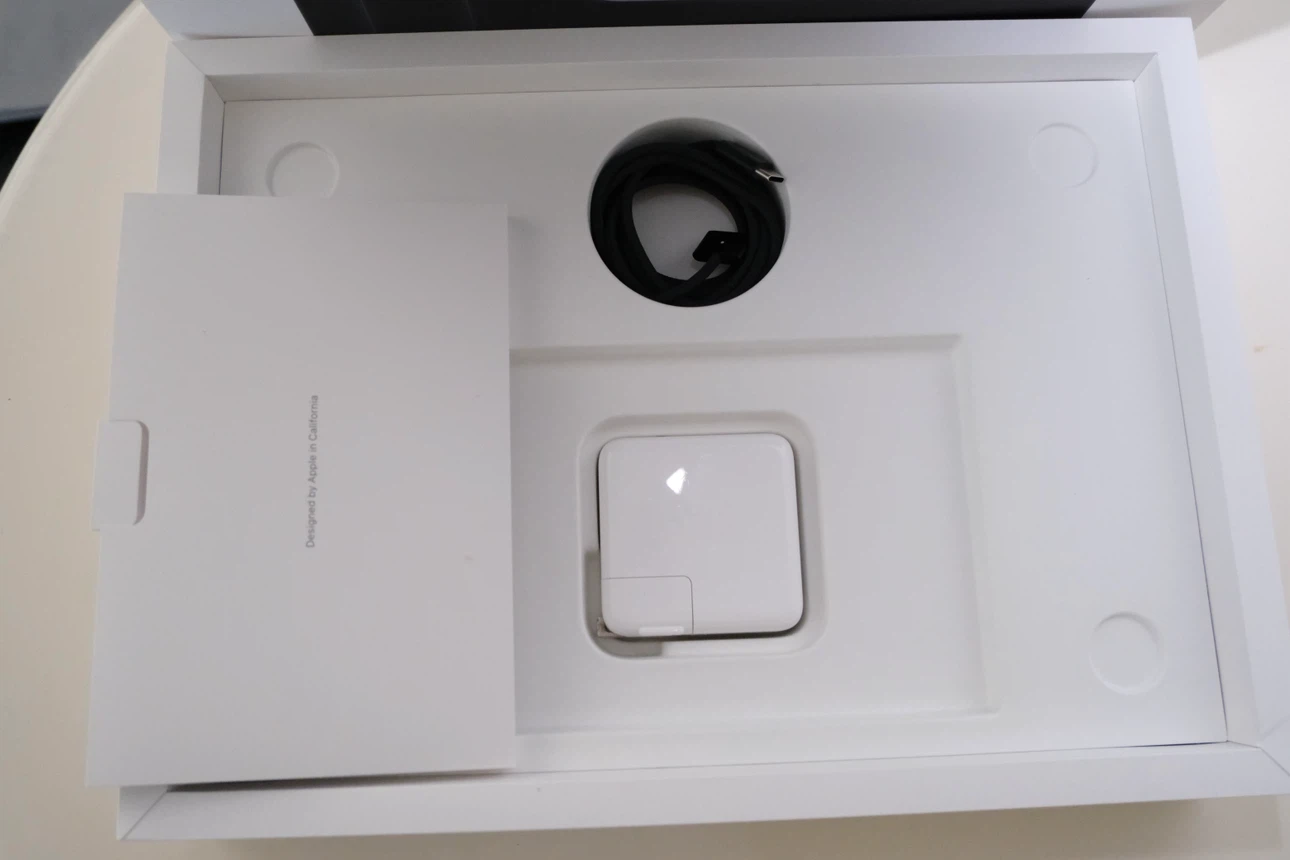 Like New MacBook Pro 14 M4 1 TB 16 GB - photo 2