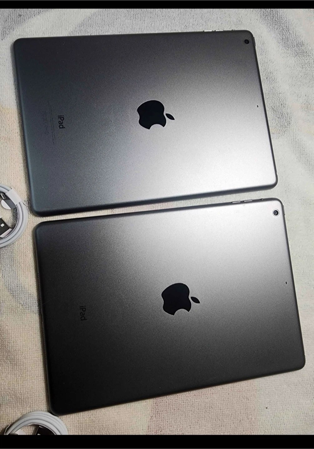 Two Apple iPads with Charging Cables - photo 2