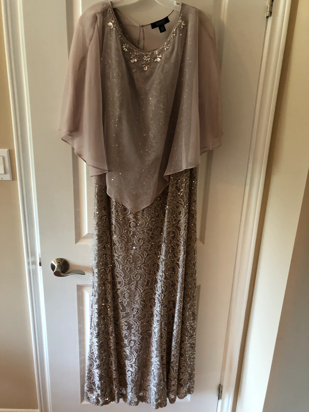 Ignite Evenings Gown, Size 16W - photo 3