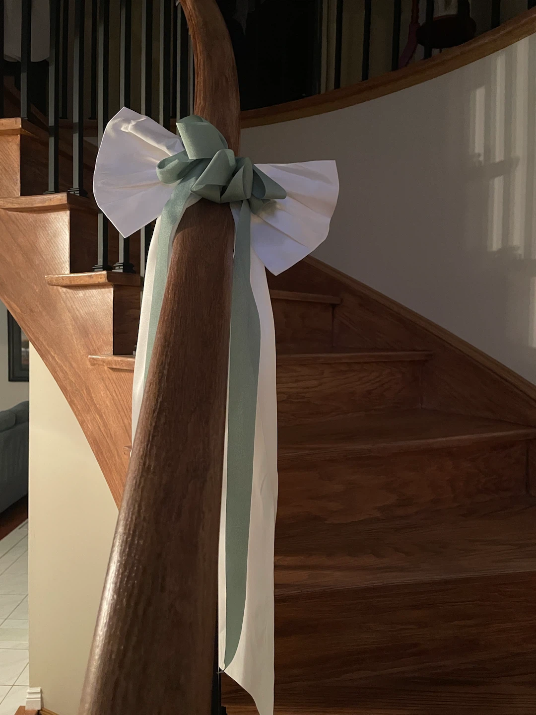 Large decorative ribbon bow - photo 2