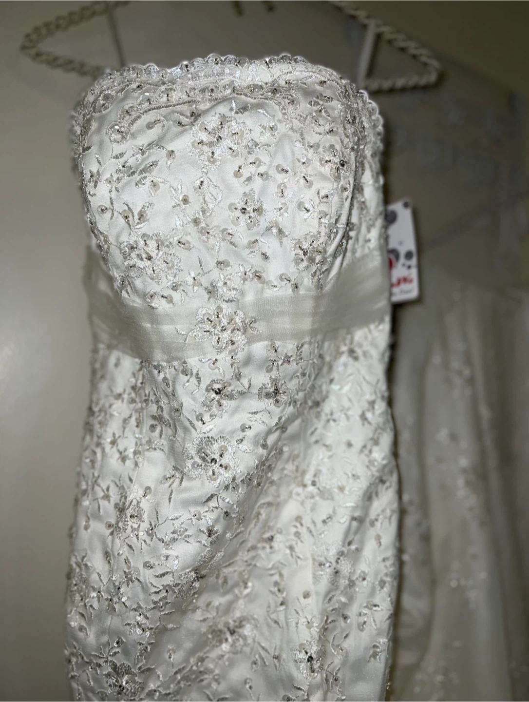 New-White Strapless Wedding Dress-size Small - photo 3