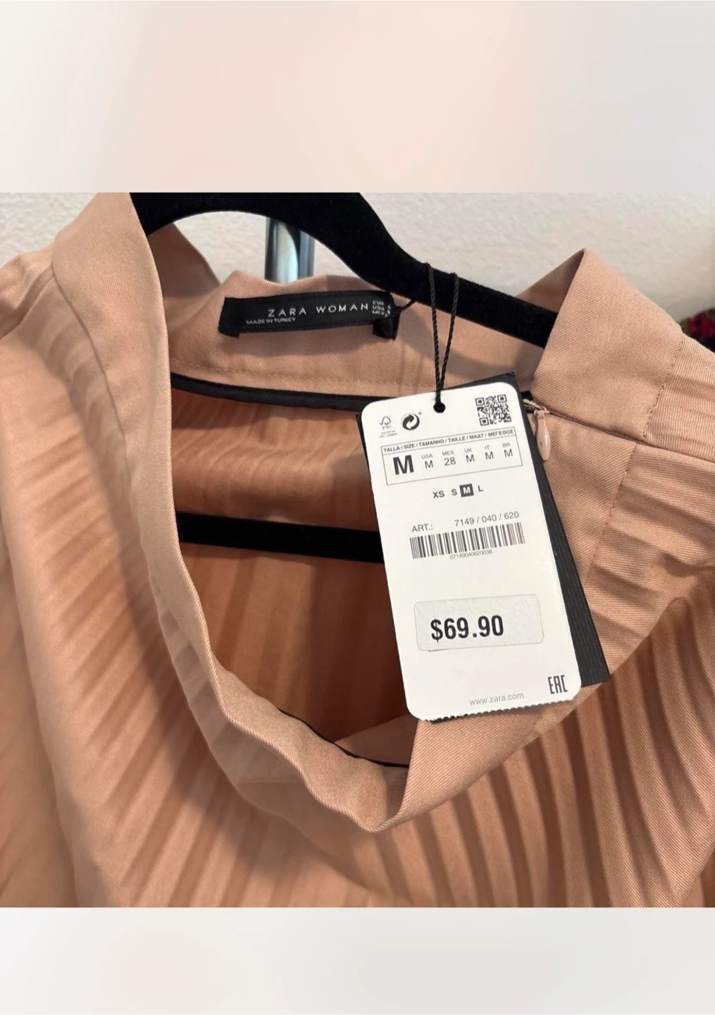 Zara Woman Pleated Skirt