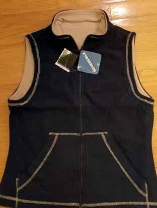New with Tags bydesign Reversible Fleece Vests - photo 5
