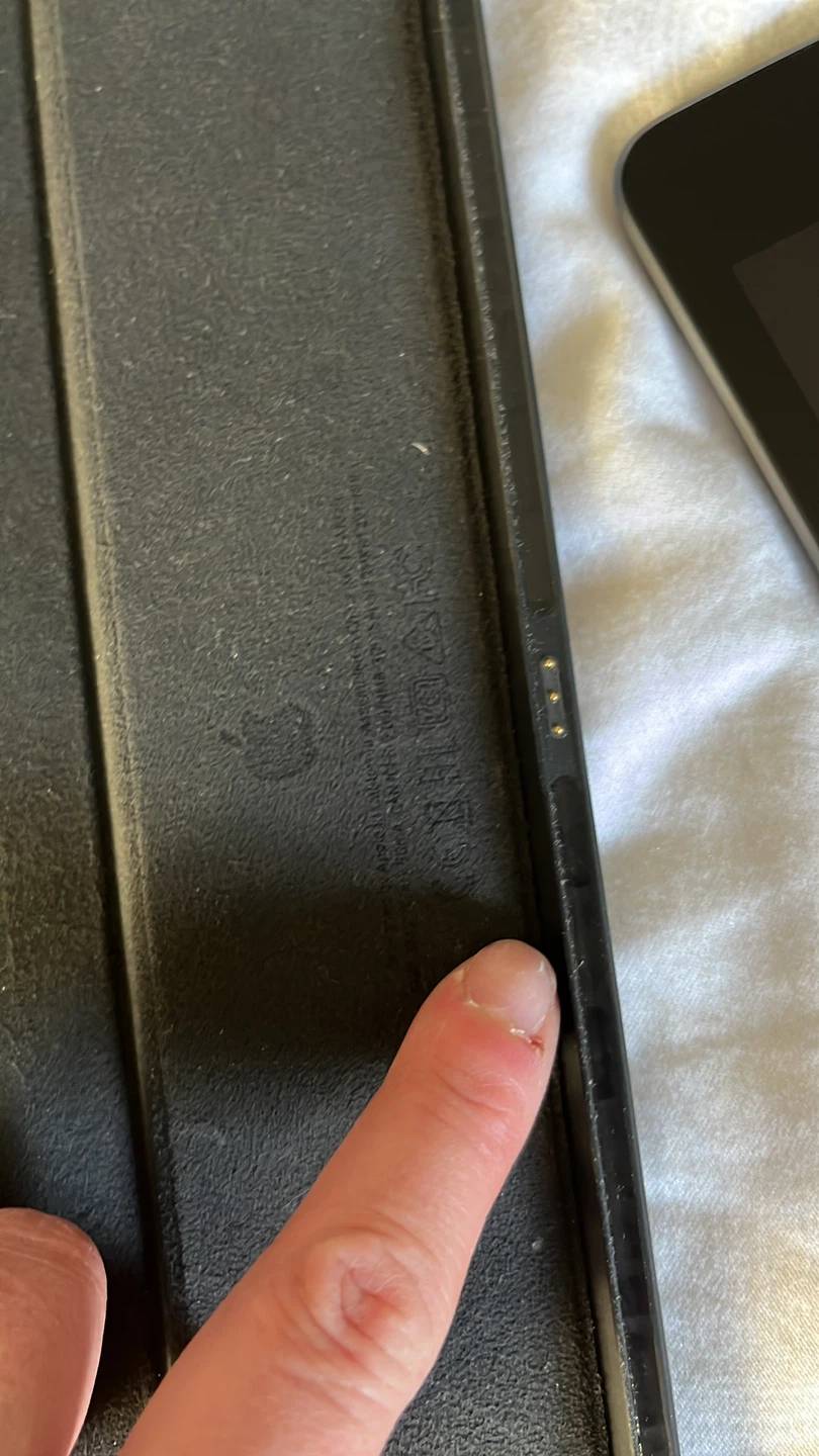 Apple iPad with Smart Keyboard Folio - photo 4