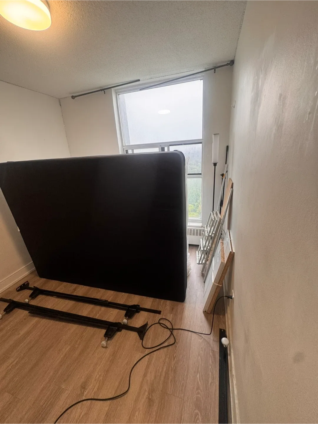 Metal Bed Frame + queen box spring