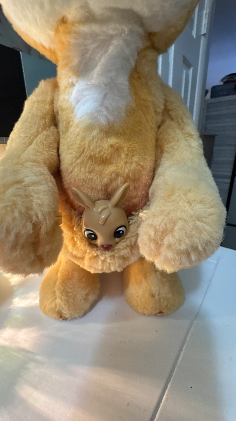FurReal Mama Josie the Kangaroo Interactive Toy - photo 2