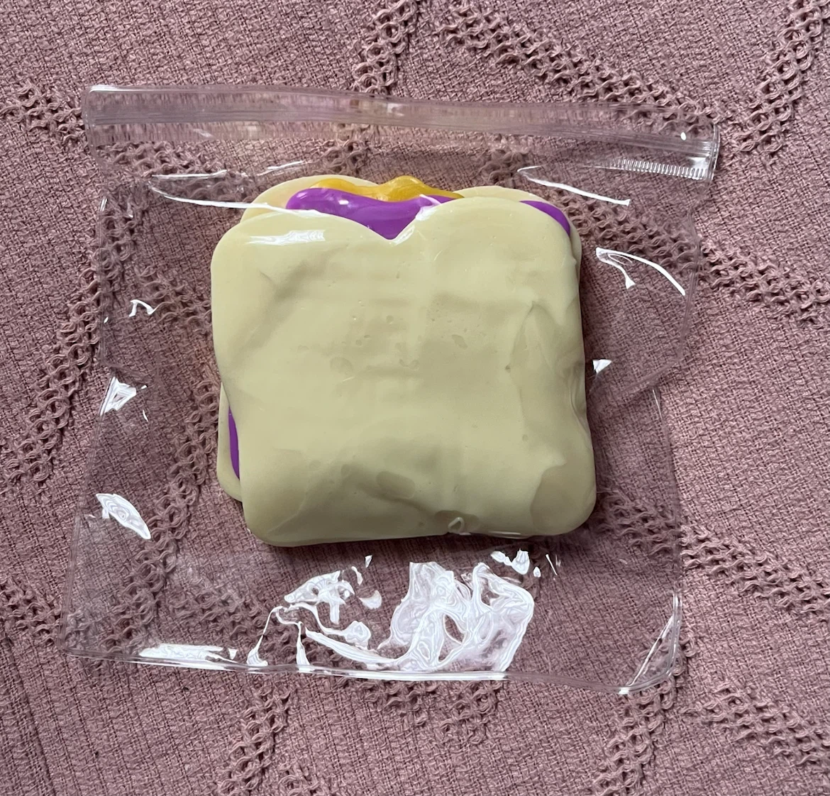 Taba Squishies - Peelables Deluxe Fidget Toy - PB&J Sandwich