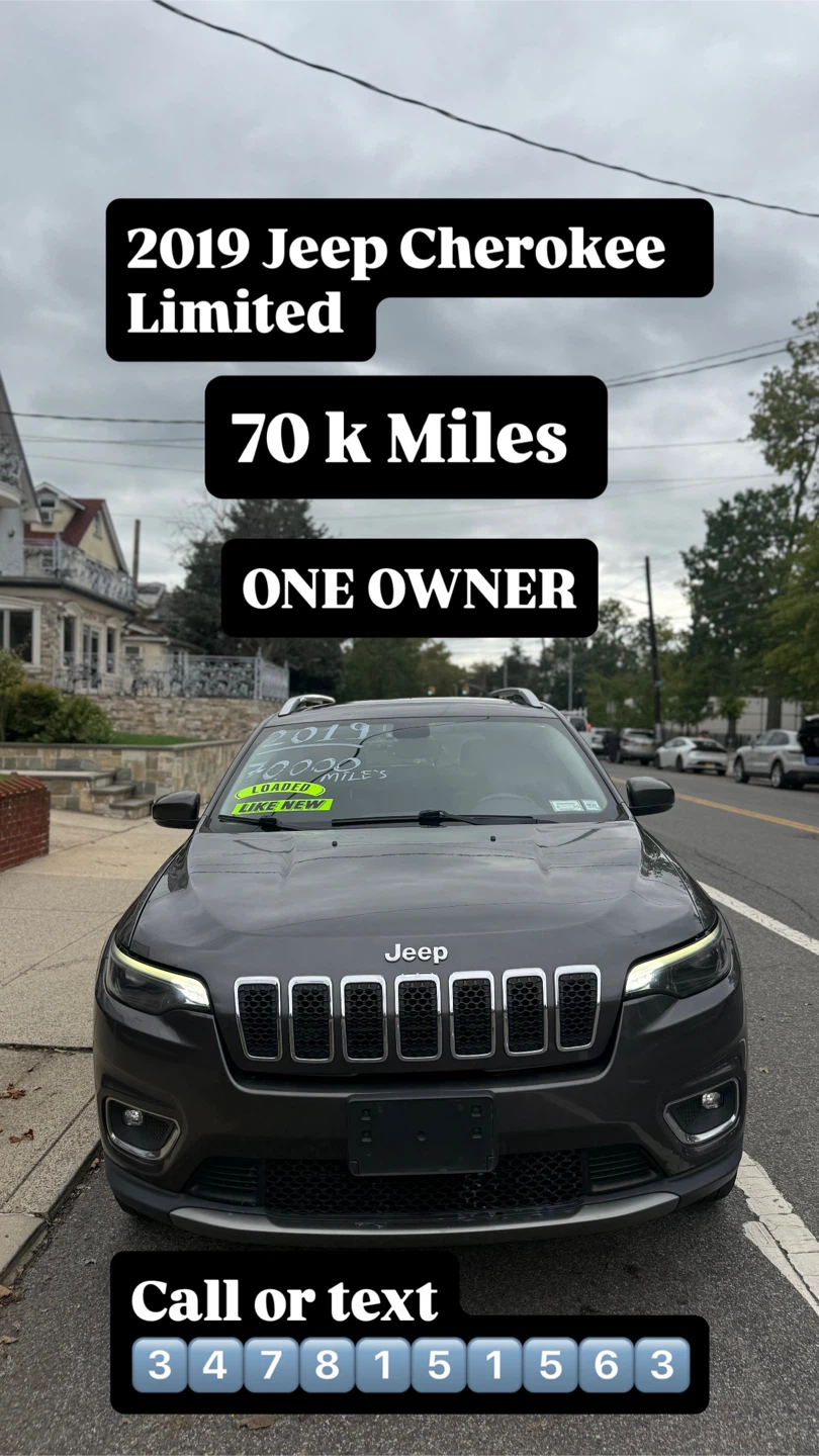 2019 Jeep Cherokee Limited Front wheel drive w/ 4X4